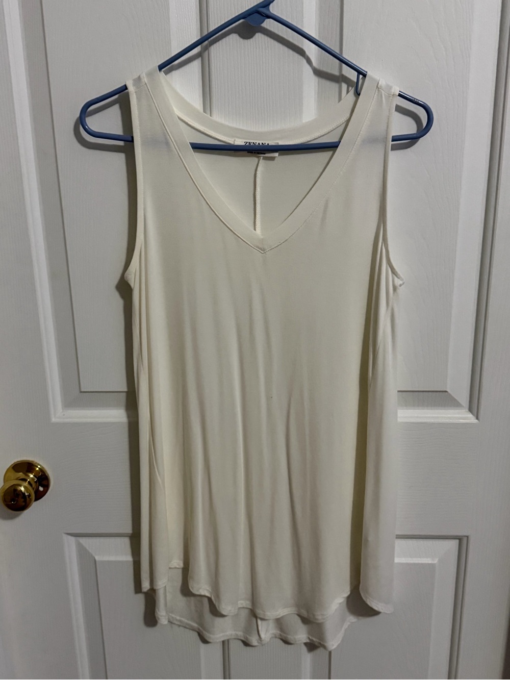 Zenana Outfitters V-Neck Sleeveless Tank Top - Ivory